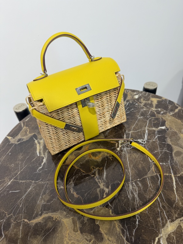 HERMES KELLY PICNIC