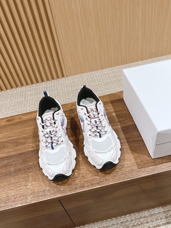 [디올] 신상 스니커즈 DIOR CHRONO SNEAKERS