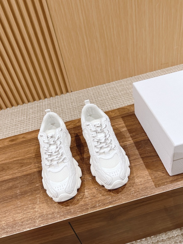 [디올] 신상 스니커즈 DIOR CHRONO SNEAKERS