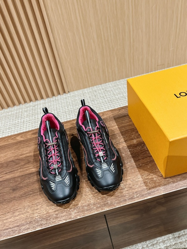 [루이비통] 신상 스니커즈 LV RUSH SNEAKERS