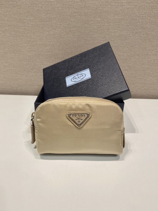 [프라다] 파우치 Prada Re-Nylon