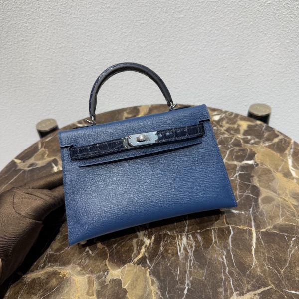 실사 [에르메스] 미니 켈리 19cm HERMES MINIKELLY II MADAME LEATHER