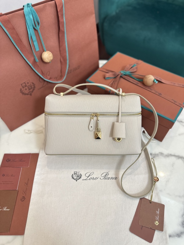 [Loro Piana] Extra L19 pocket 엑스트라 포켓백