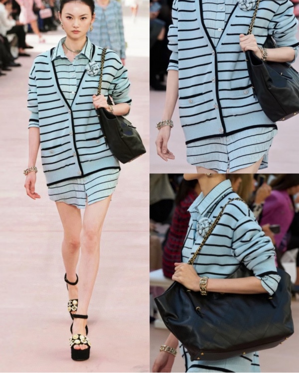 [샤넬] 25S MAXI HOBO 숄더백