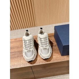 [디올] 신상 스니커즈 DIOR B44 BLADE SNEAKERS