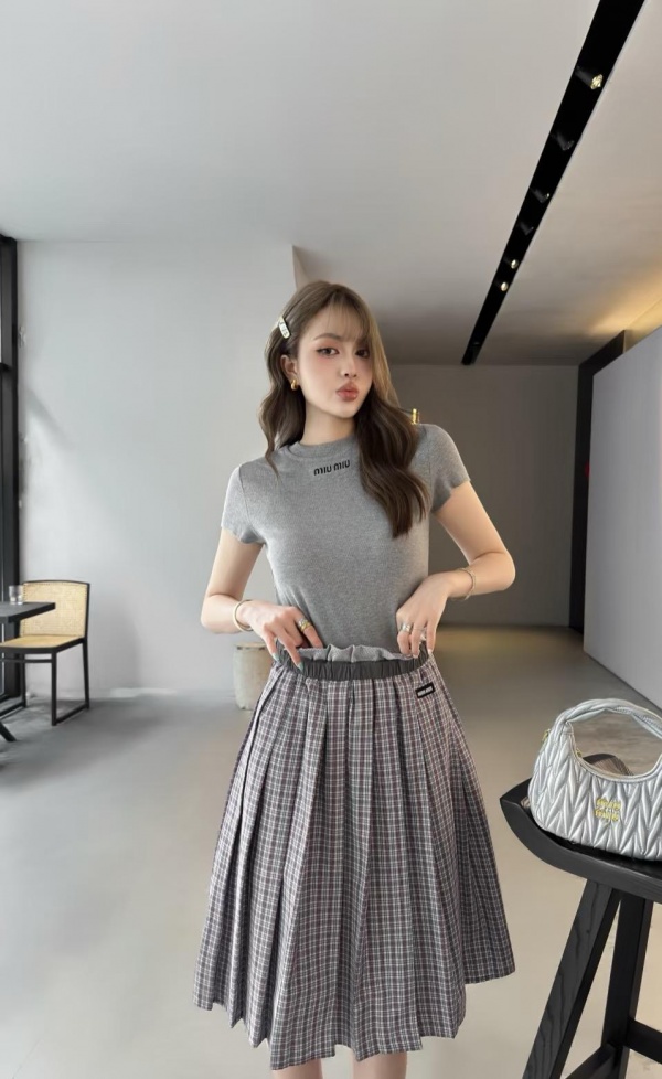 [미우미우] 스커트