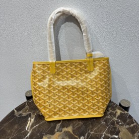 GOYARD