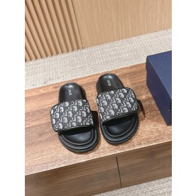 [디올] 신상 슬리퍼