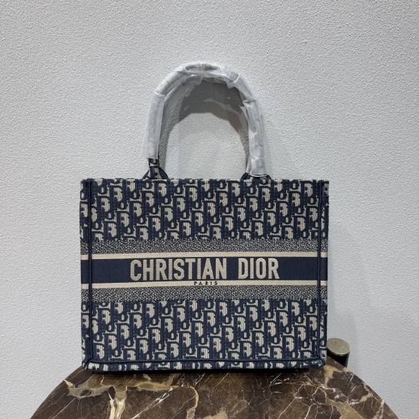 DIOR TOTE