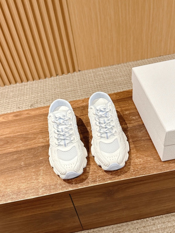 [디올] 신상 스니커즈 DIOR CHRONO SNEAKERS