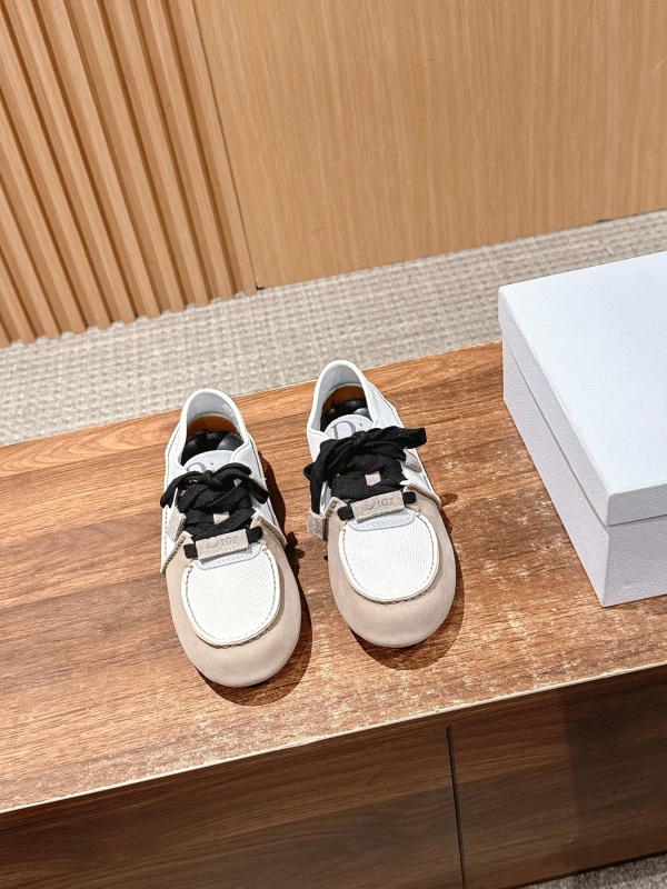 [디올] 신상 스니커즈 Dior Roadie Sneakers