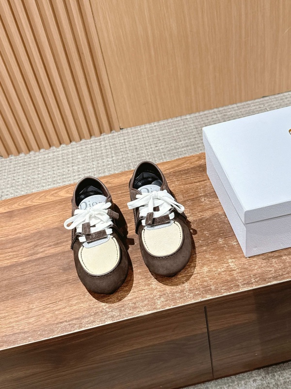 [디올] 신상 스니커즈 Dior Roadie Sneakers