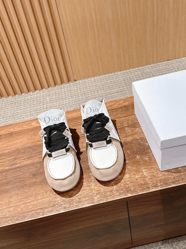 [디올] 신상 스니커즈 Dior Roadie Sneakers