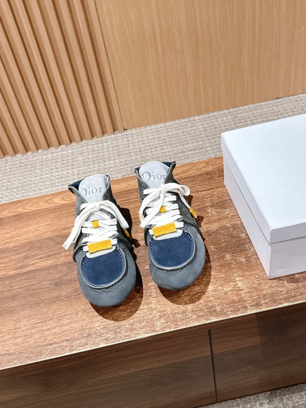 [디올] 신상 스니커즈 Dior Roadie Sneakers