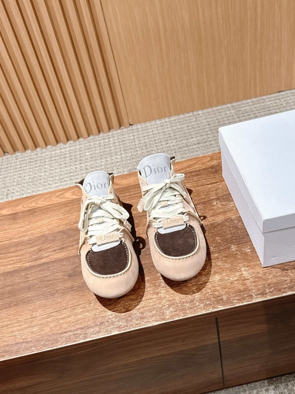 [디올] 신상 스니커즈 Dior Roadie Sneakers