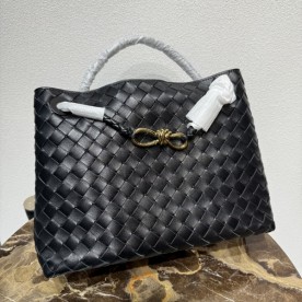BOTTEGA