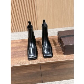 [ALAIA] 신상 부츠