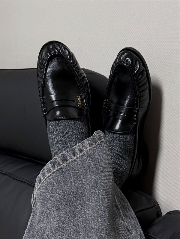 [스튜어트와이츠먼] LE LOAFER 로퍼