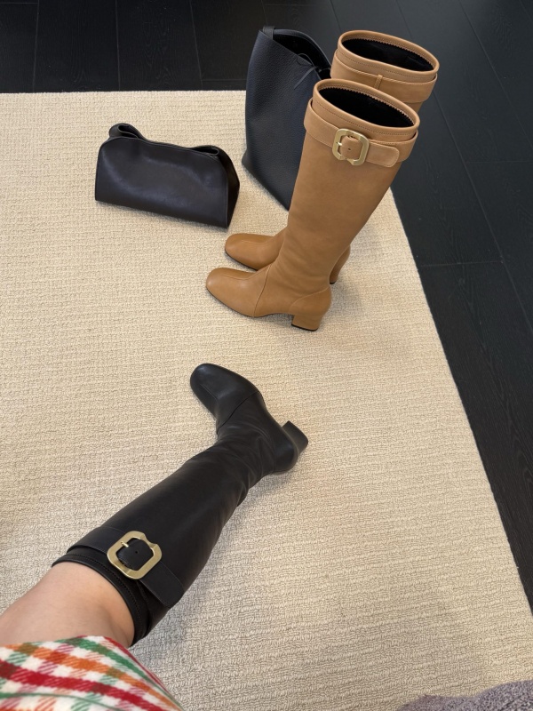 [미우미우] 25SS 부츠